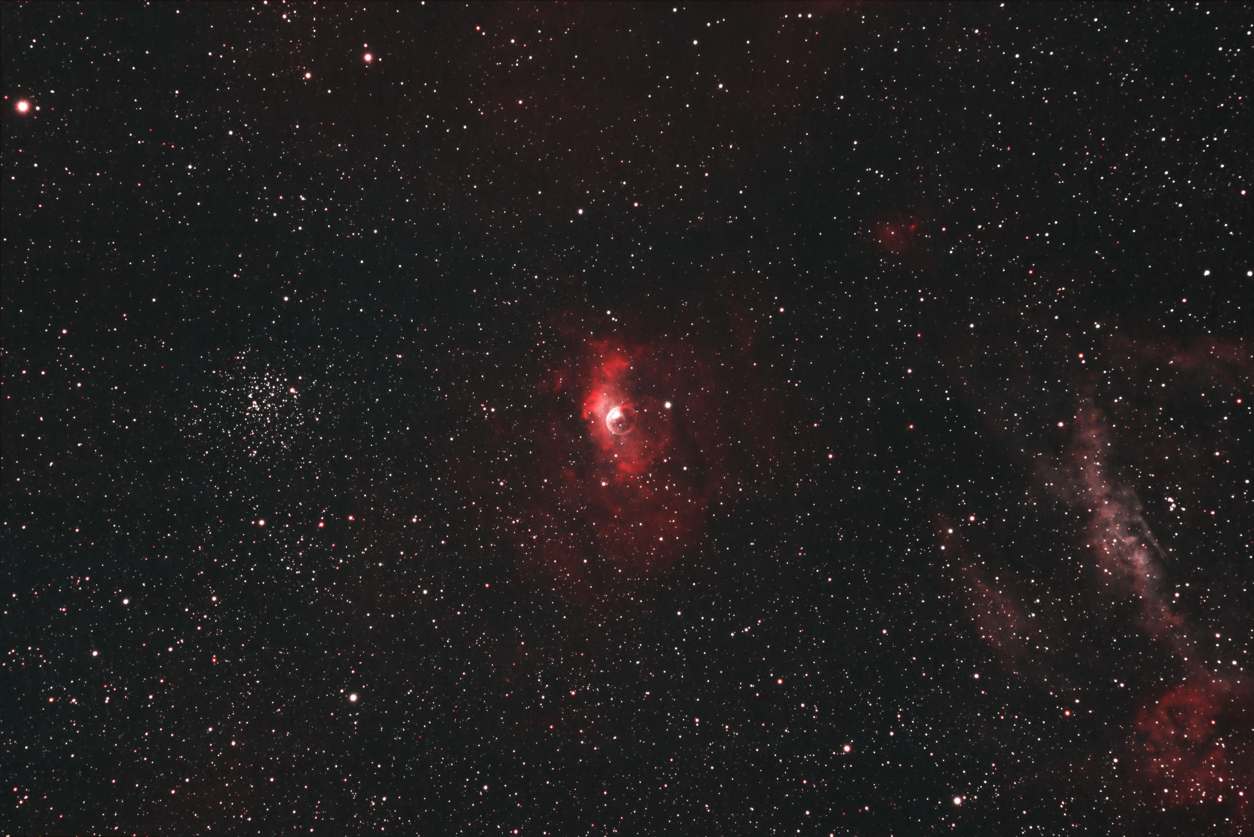 Widefield Bubble Nebula in HOOv3.jpg