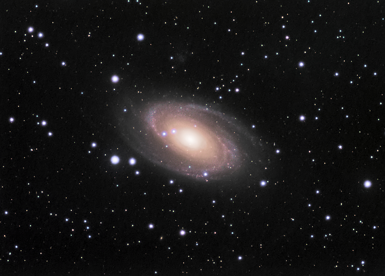 M81_L250x90s_R90x85.3s_G90x50.2s_B90x77.8s_Rx0.83_Gx0.90_Bx1.00_S15-3-25_SA25-25_G92_SGB2_SH70_2020-02-24_AFF.jpg